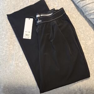 Ladies black Alo Trouser Pant - Size Medium